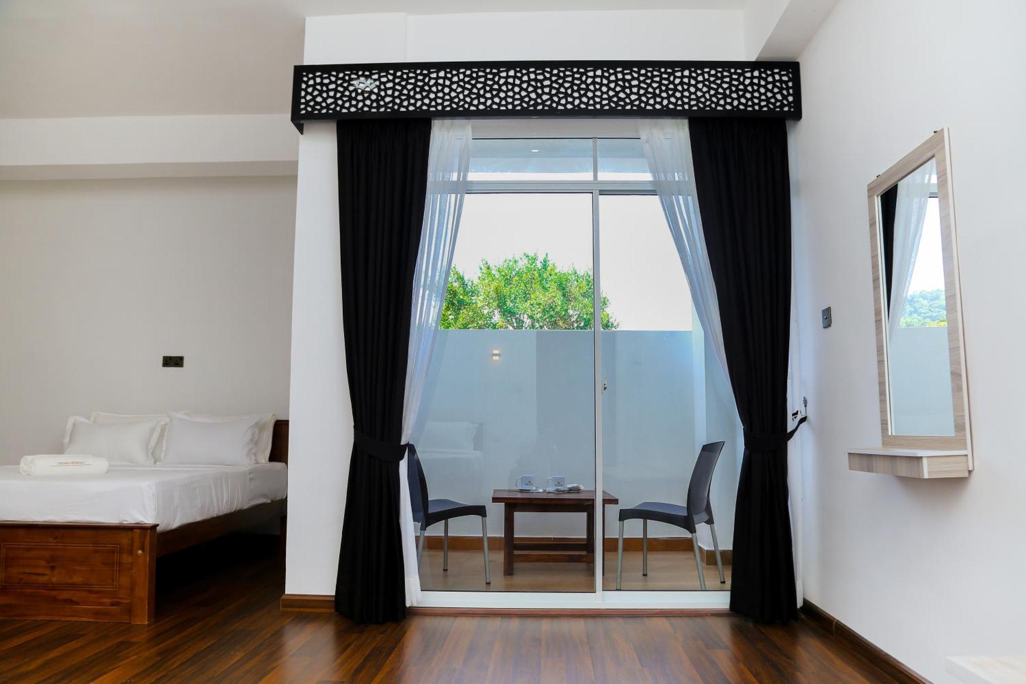 Hotel Crown Regency- Badulla Zewnętrze zdjęcie