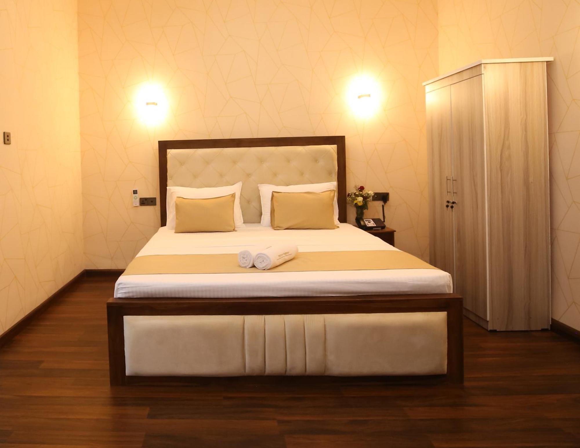 Hotel Crown Regency- Badulla Zewnętrze zdjęcie