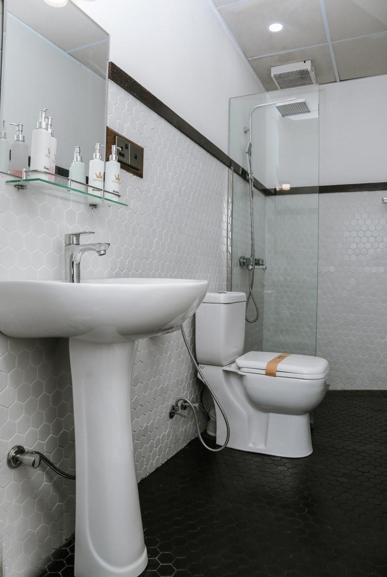 Hotel Crown Regency- Badulla Zewnętrze zdjęcie
