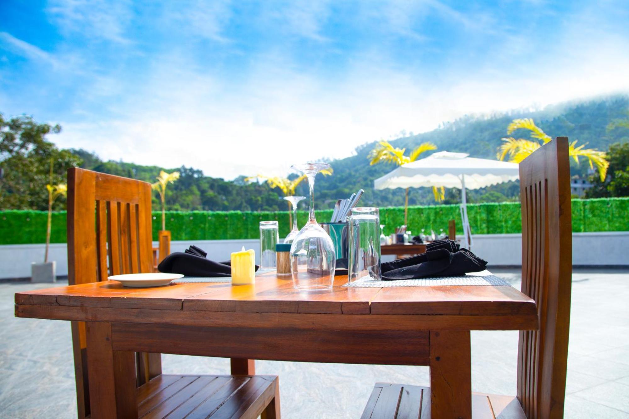 Hotel Crown Regency- Badulla Zewnętrze zdjęcie